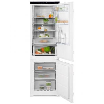 Combina frigorifica incorporabila Electrolux LNC8ME18S, 248 L, NoFrost, Control electronic, Clasa E, H 178 cm (Alb)